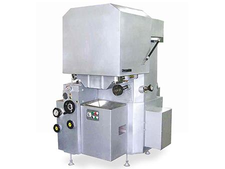 Forming machine