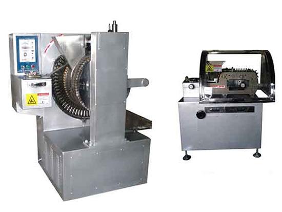 Forming machine